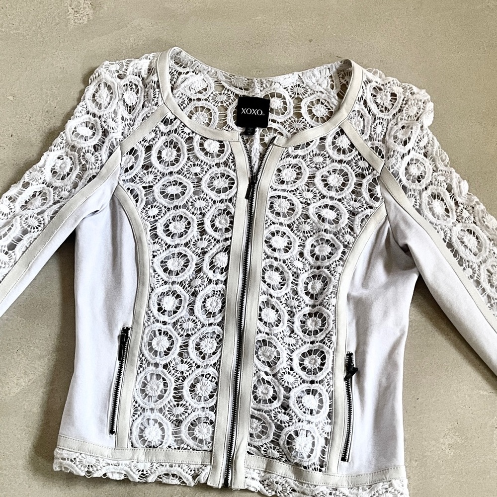 XOXO White crochet lightweight jacket - M